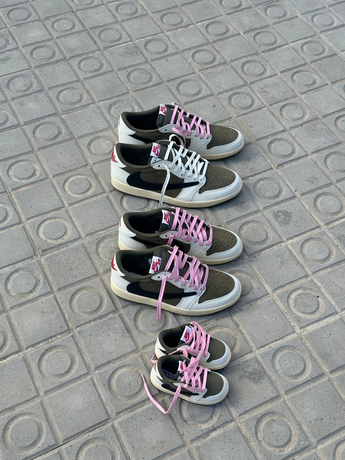 Air Jordan 1 Retro Low OG SP Travis Scott Medium Olive