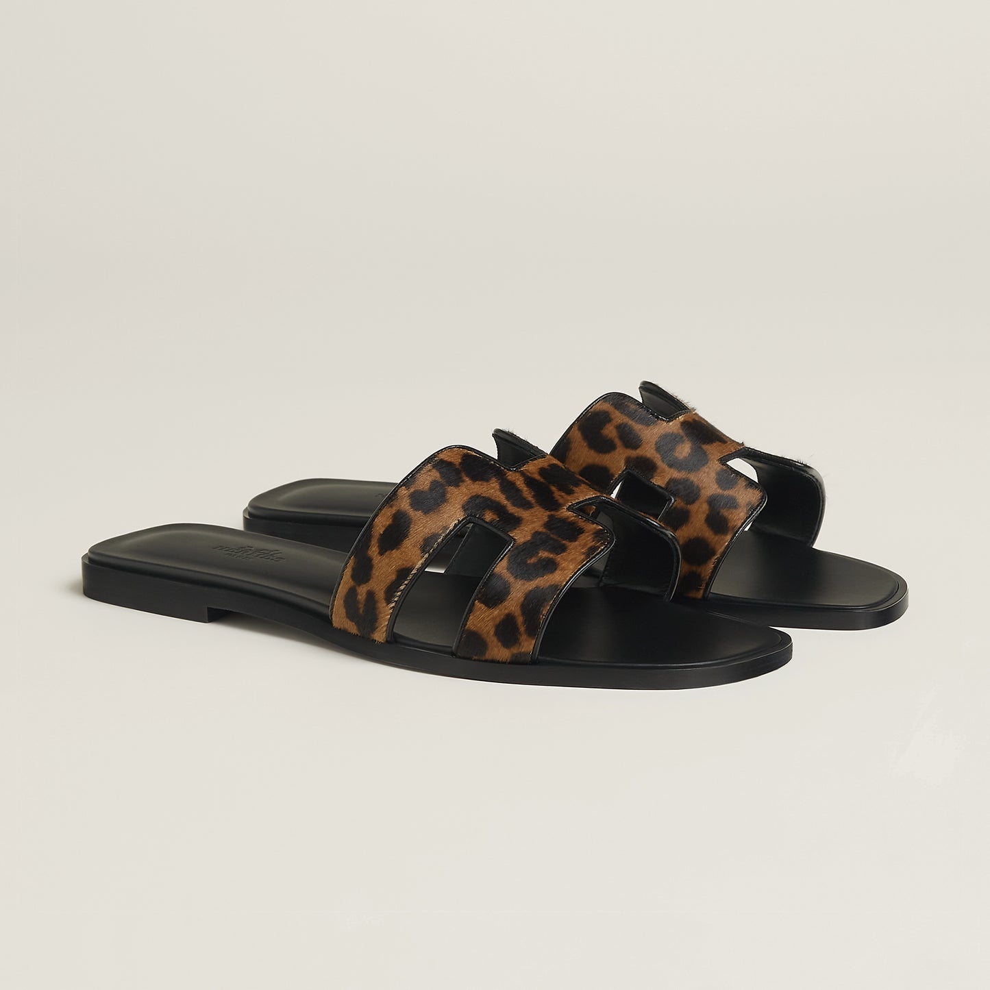 HERMES Oran sandal