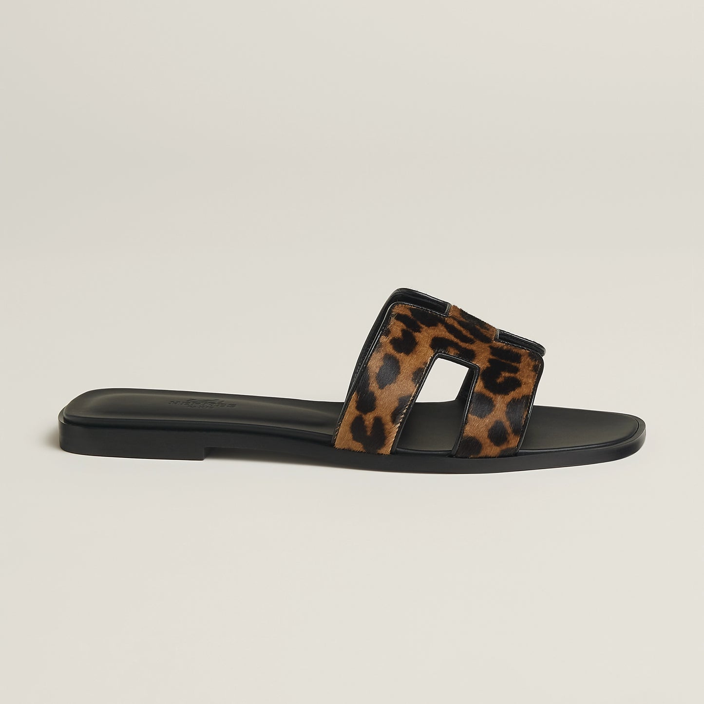 HERMES Oran sandal