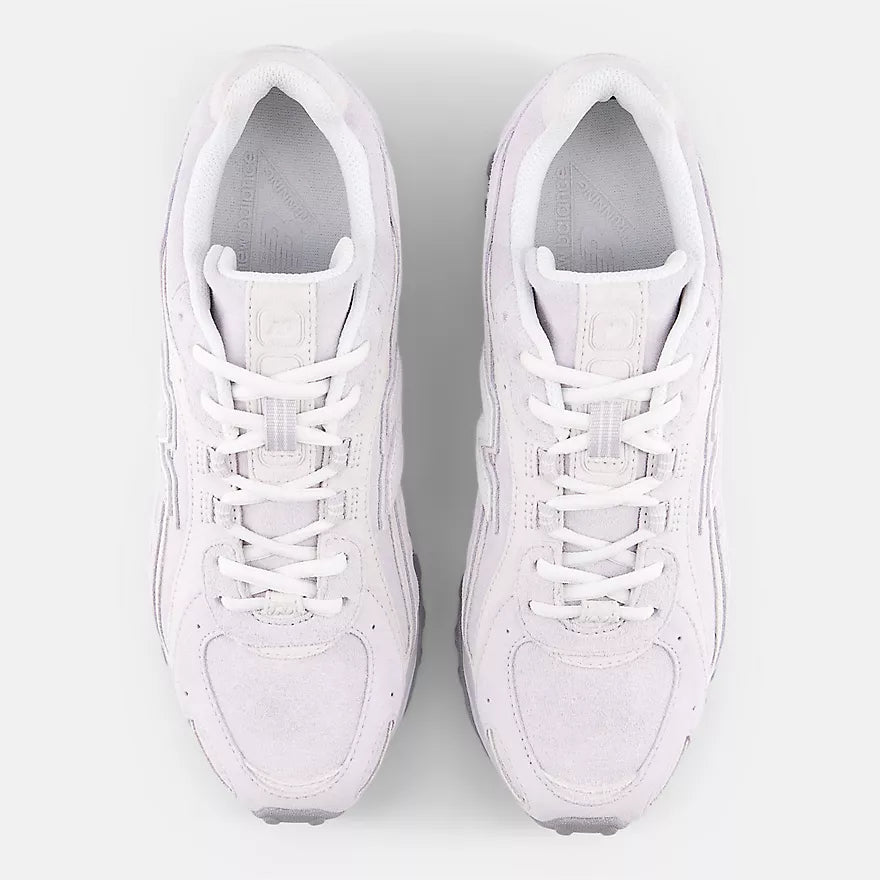 NEW BALANCE 204L