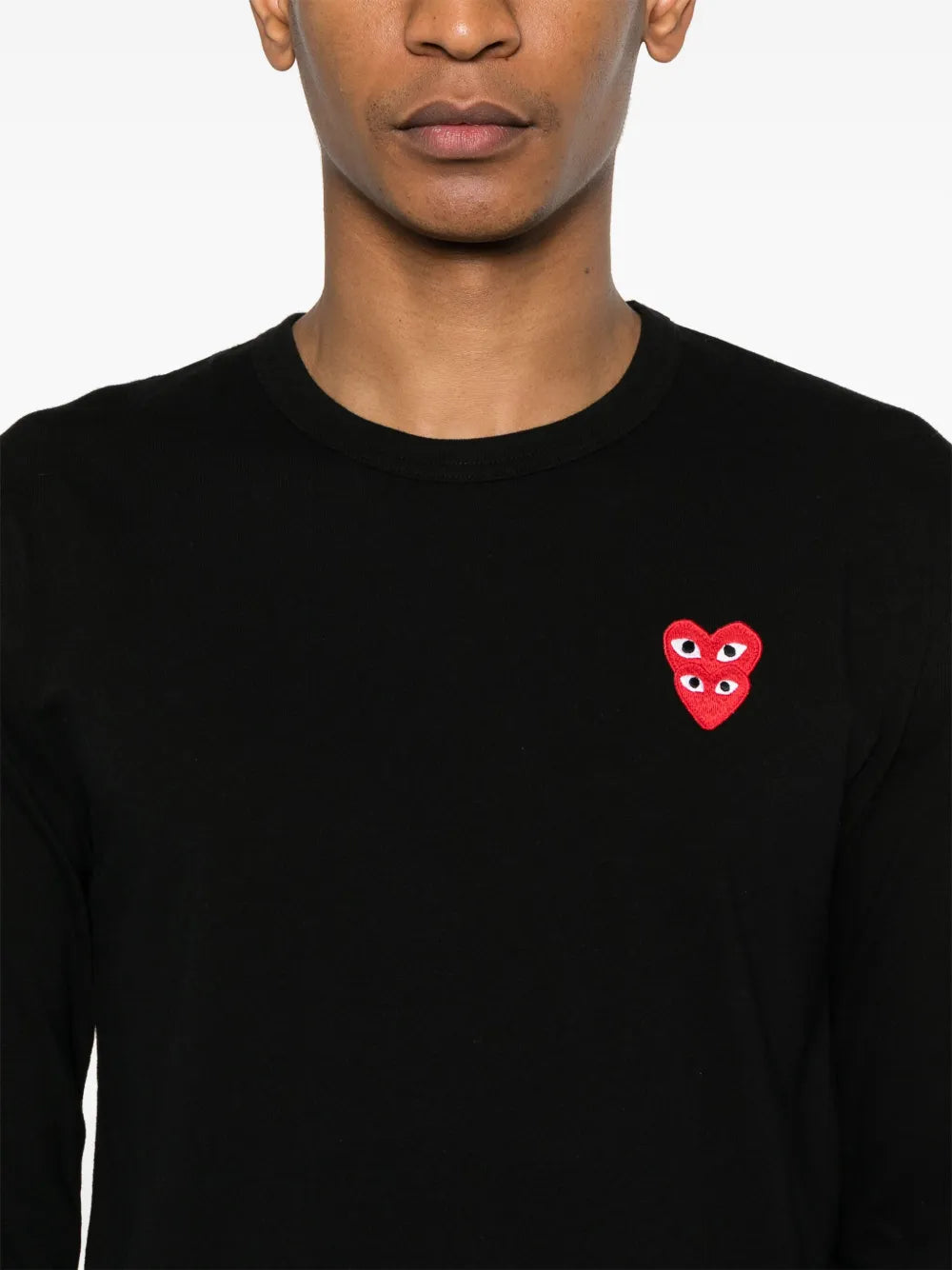 Comme Des Garçons Play
heart-patch T-shirt