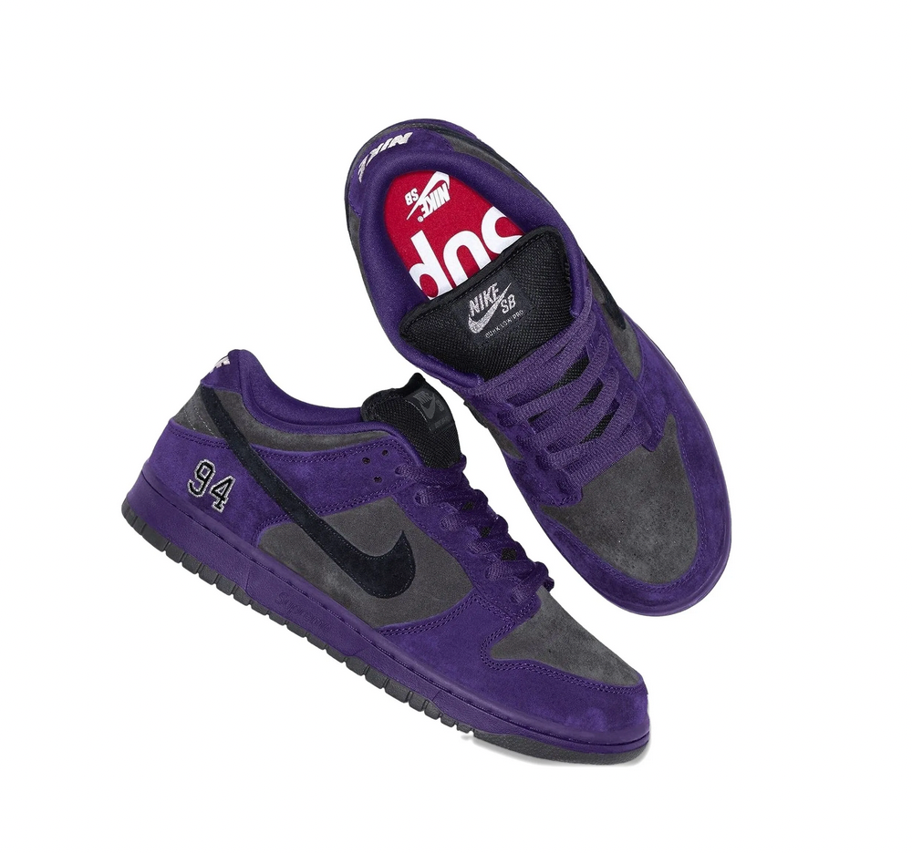 Nike SB Dunk Low Supreme